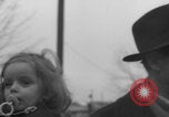 Standbild 1956 Ungarische Revolution Flüchtlinge United States USA, 1956, aus Sekunde 23 historischem Filmmaterial Videoclip 65675079029