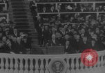 Standbild 1956 Ungarische Revolution Flüchtlinge United States USA, 1956, aus Sekunde 38 historischem Filmmaterial Videoclip 65675079029