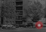 Standbild 1956 Ungarische Revolution Flüchtlinge United States USA, 1956, aus Sekunde 57 historischem Filmmaterial Videoclip 65675079029