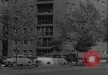 Standbild 1956 Ungarische Revolution Flüchtlinge United States USA, 1956, aus Sekunde 58 historischem Filmmaterial Videoclip 65675079029