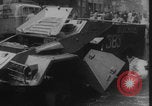Standbild Flüchtlinge Budapest Ungarn, 1956, aus Sekunde 23 historischem Filmmaterial Videoclip 65675079031