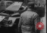 Standbild Flüchtlinge Budapest Ungarn, 1956, aus Sekunde 25 historischem Filmmaterial Videoclip 65675079031