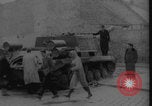 Standbild Flüchtlinge Budapest Ungarn, 1956, aus Sekunde 30 historischem Filmmaterial Videoclip 65675079031