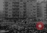 Standbild Flüchtlinge Budapest Ungarn, 1956, aus Sekunde 39 historischem Filmmaterial Videoclip 65675079031