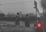 Standbild Flüchtlinge Budapest Ungarn, 1956, aus Sekunde 55 historischem Filmmaterial Videoclip 65675079031