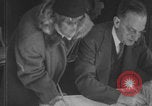 Standbild Die amerikanischen Wähler 1944 Wahl United States USA, 1944, aus Sekunde 9 historischem Filmmaterial Videoclip 65675079034