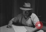 Standbild Die amerikanischen Wähler 1944 Wahl United States USA, 1944, aus Sekunde 23 historischem Filmmaterial Videoclip 65675079034