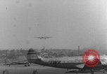 Standbild LaGuardia Flughafen TWA Radar United States USA, 1945, aus Sekunde 5 historischem Filmmaterial Videoclip 65675079147
