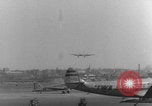 Standbild LaGuardia Flughafen TWA Radar United States USA, 1945, aus Sekunde 6 historischem Filmmaterial Videoclip 65675079147
