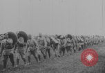 Image les soldats font la démonstration de chars de super-réducteur France, 1914, de la seconde 3 séquences d'archives historiques vidéo 65675079173