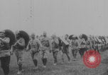 Image les soldats font la démonstration de chars de super-réducteur France, 1914, de la seconde 4 séquences d'archives historiques vidéo 65675079173