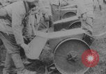 Image les soldats font la démonstration de chars de super-réducteur France, 1914, de la seconde 20 séquences d'archives historiques vidéo 65675079173