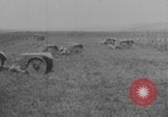 Image les soldats font la démonstration de chars de super-réducteur France, 1914, de la seconde 44 séquences d'archives historiques vidéo 65675079173