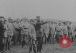 Image les soldats font la démonstration de chars de super-réducteur France, 1914, de la seconde 56 séquences d'archives historiques vidéo 65675079173