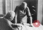 Standbild Erich Ludendorff Paul von Hindenburg Treffen Deutschland, 1914, aus Sekunde 58 historischem Filmmaterial Videoclip 65675079191