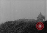 Standbild Französische Soldaten kämpfen gegen Deutsche 1 Weltkrieg Verdun Frankreich, 1916, aus Sekunde 21 historischem Filmmaterial Videoclip 65675079194