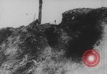 Standbild Französische Soldaten kämpfen gegen Deutsche 1 Weltkrieg Verdun Frankreich, 1916, aus Sekunde 43 historischem Filmmaterial Videoclip 65675079194