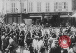 Standbild United States Navy und Armee ankommen Frankreich WWI Frankreich, 1917, aus Sekunde 25 historischem Filmmaterial Videoclip 65675079195