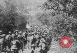 Standbild United States Navy und Armee ankommen Frankreich WWI Frankreich, 1917, aus Sekunde 45 historischem Filmmaterial Videoclip 65675079195