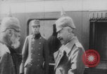 Image Arrivée du train Kaiser Wilhelm II Europe, 1918, de la seconde 11 séquences d'archives historiques vidéo 65675079196