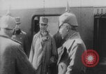 Image Arrivée du train Kaiser Wilhelm II Europe, 1918, de la seconde 23 séquences d'archives historiques vidéo 65675079196