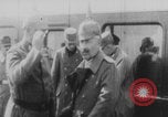 Image Arrivée du train Kaiser Wilhelm II Europe, 1918, de la seconde 37 séquences d'archives historiques vidéo 65675079196