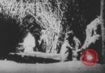 Image Les soldats français portent des corps Europe, 1915, de la seconde 30 séquences d'archives historiques vidéo 65675079200