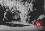 Image Les soldats français portent des corps Europe, 1915, de la seconde 43 séquences d'archives historiques vidéo 65675079200