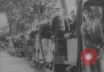 Image Paris taxi taxis transport soldats WWI Paris France, 1914, de la seconde 6 séquences d'archives historiques vidéo 65675079207