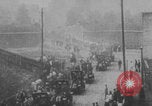 Image Paris taxi taxis transport soldats WWI Paris France, 1914, de la seconde 42 séquences d'archives historiques vidéo 65675079207