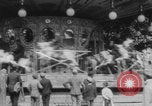 Standbild Paris Karussell Montmartre WWI Paris Frankreich, 1914, aus Sekunde 8 historischem Filmmaterial Videoclip 65675079226
