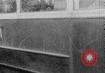 Standbild Paris Karussell Montmartre WWI Paris Frankreich, 1914, aus Sekunde 29 historischem Filmmaterial Videoclip 65675079226