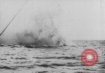 Immagine di SM U-35 U-Boat nave da affondamento Mar Mediterraneo, 1916, secondo 17 filmato di repertorio 65675079229