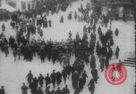 Image La Révolution russe foule Saint-Pétersbourg Russie, 1917, de la seconde 3 séquences d'archives historiques vidéo 65675079238