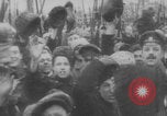 Image La Révolution russe foule Saint-Pétersbourg Russie, 1917, de la seconde 28 séquences d'archives historiques vidéo 65675079238