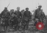 Immagine di Soldati tedeschi catturati Europa, 1917, secondo 4 filmato di repertorio 65675079251