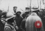 Immagine di Soldati tedeschi catturati Europa, 1917, secondo 17 filmato di repertorio 65675079251