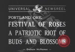 Standbild Parade zum Portland Rose Festival Portland Oregon USA, 1940, aus Sekunde 1 historischem Filmmaterial Videoclip 65675079264