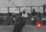Standbild Livermore California Rodeo Wettbewerb Livermore California USA, 1940, aus Sekunde 19 historischem Filmmaterial Videoclip 65675079268