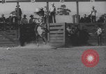 Standbild Livermore California Rodeo Wettbewerb Livermore California USA, 1940, aus Sekunde 34 historischem Filmmaterial Videoclip 65675079268