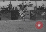 Standbild Livermore California Rodeo Wettbewerb Livermore California USA, 1940, aus Sekunde 35 historischem Filmmaterial Videoclip 65675079268