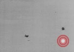 Standbild Deutsche feuern Flak-Artillerie Sizilien Italien, 1943, aus Sekunde 15 historischem Filmmaterial Videoclip 65675079284