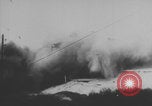 Standbild Deutsche feuern Flak-Artillerie Sizilien Italien, 1943, aus Sekunde 24 historischem Filmmaterial Videoclip 65675079284