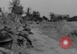 Image Les Canadiens capturent l'aérodrome de Carpiquet France, 1944, de la seconde 17 séquences d'archives historiques vidéo 65675079309