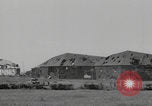 Image Les Canadiens capturent l'aérodrome de Carpiquet France, 1944, de la seconde 56 séquences d'archives historiques vidéo 65675079309