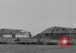 Image Les Canadiens capturent l'aérodrome de Carpiquet France, 1944, de la seconde 57 séquences d'archives historiques vidéo 65675079309
