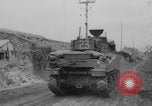 Immagine di L'esercito canadese avanza a Caen Caen Francia, 1944, secondo 5 filmato di repertorio 65675079310