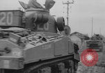 Immagine di L'esercito canadese avanza a Caen Caen Francia, 1944, secondo 10 filmato di repertorio 65675079310
