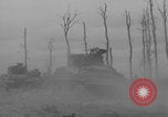 Immagine di L'esercito canadese avanza a Caen Caen Francia, 1944, secondo 22 filmato di repertorio 65675079310