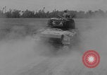 Immagine di L'esercito canadese avanza a Caen Caen Francia, 1944, secondo 25 filmato di repertorio 65675079310